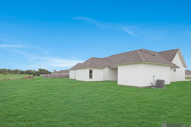 4451 Camargue Avenue, Baton Rouge, LA 70820