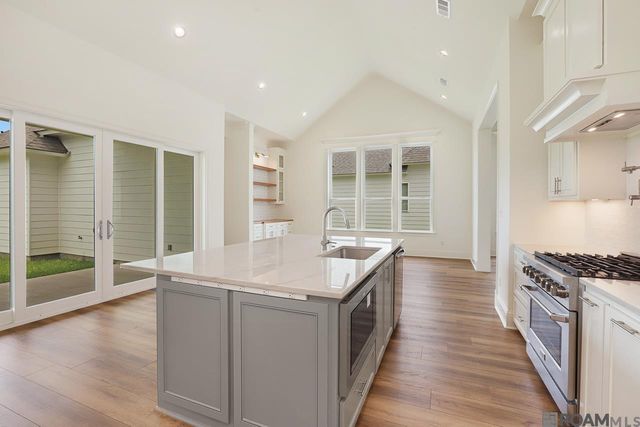 4451 Camargue Avenue, Baton Rouge, LA 70820