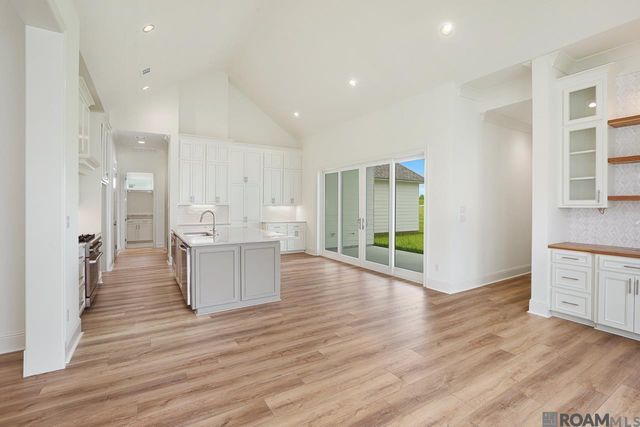 4451 Camargue Avenue, Baton Rouge, LA 70820