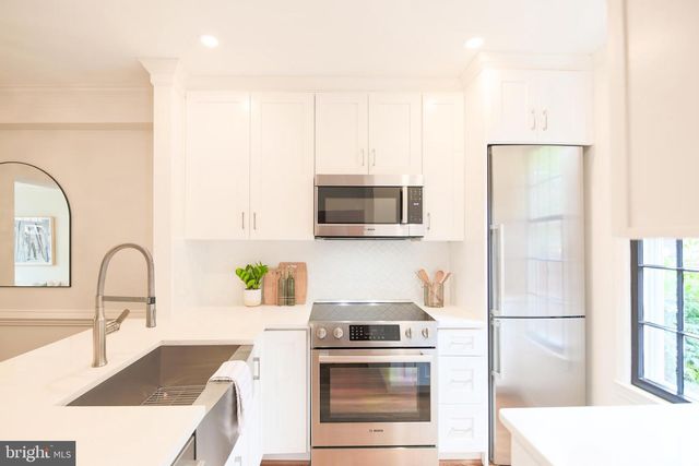 649 S COLUMBUS ST, Alexandria, VA 22314