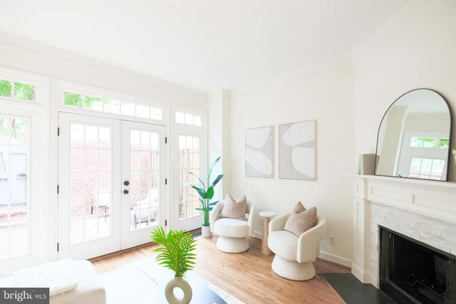 649 S COLUMBUS ST, Alexandria, VA 22314