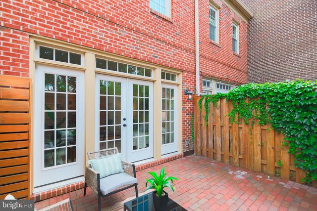 649 S COLUMBUS ST, Alexandria, VA 22314