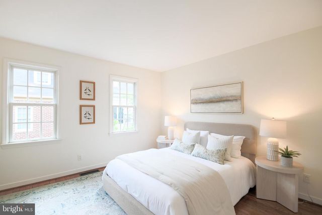 649 S COLUMBUS ST, Alexandria, VA 22314