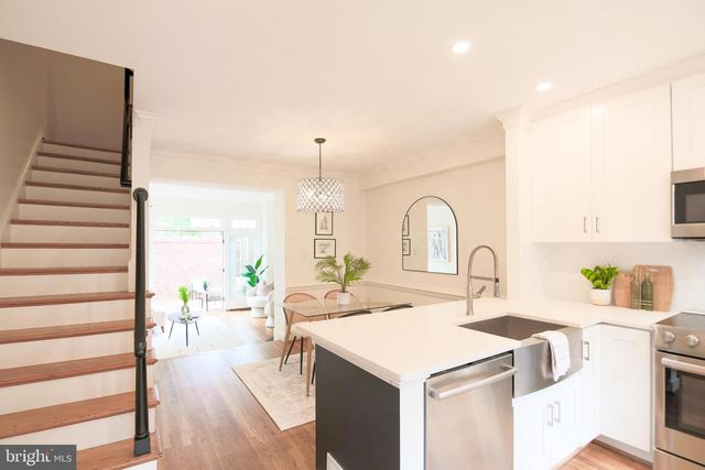 649 S COLUMBUS ST, Alexandria, VA 22314