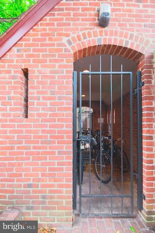 649 S COLUMBUS ST, Alexandria, VA 22314