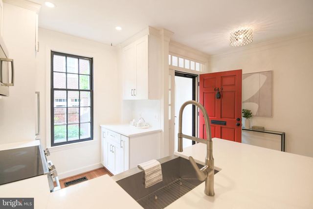 649 S COLUMBUS ST, Alexandria, VA 22314