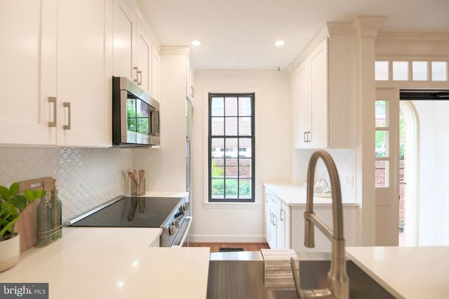 649 S COLUMBUS ST, Alexandria, VA 22314
