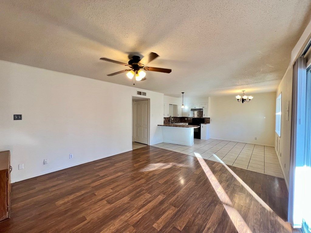 Image 11 of property listing at 721 Spaulding St, San Angelo, TX 76903