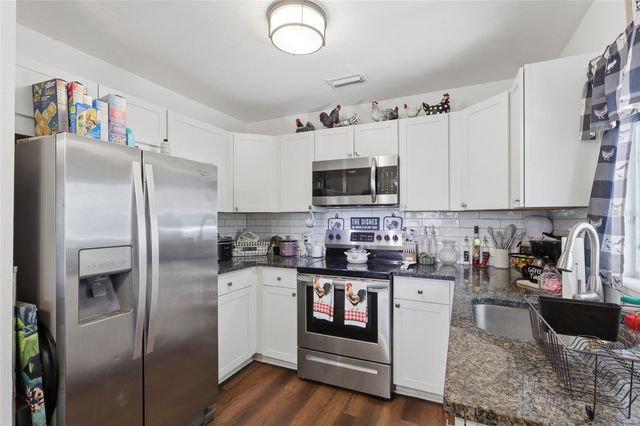 3802 LAKESHORE DRIVE, Tampa, FL 33604