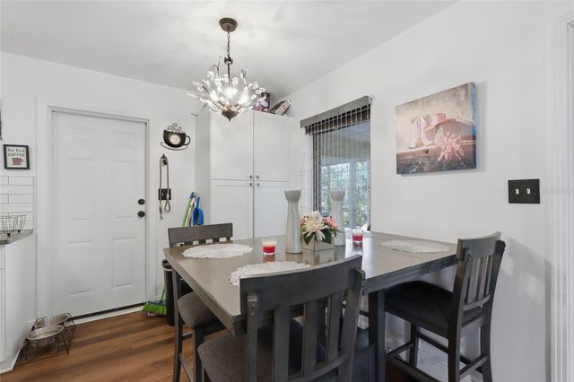 3802 LAKESHORE DRIVE, Tampa, FL 33604