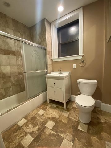 1592 Beacon St 2A, Brookline, MA 02445