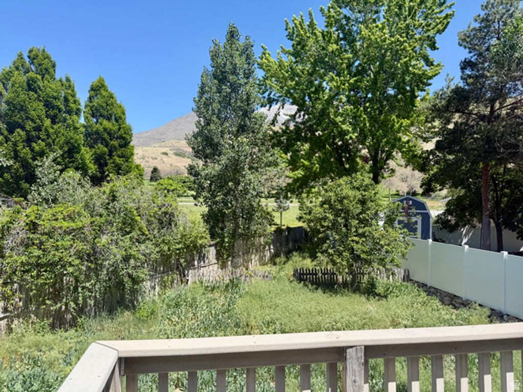 Image 18 of property listing at 963 E 1250 N, Orem, UT 84097