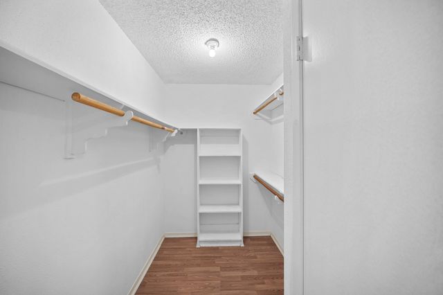 6214 Gladewell Drive, Houston, TX 77072