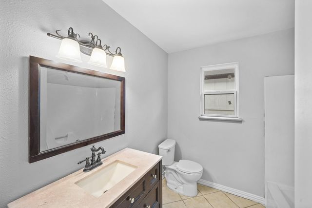 6214 Gladewell Drive, Houston, TX 77072