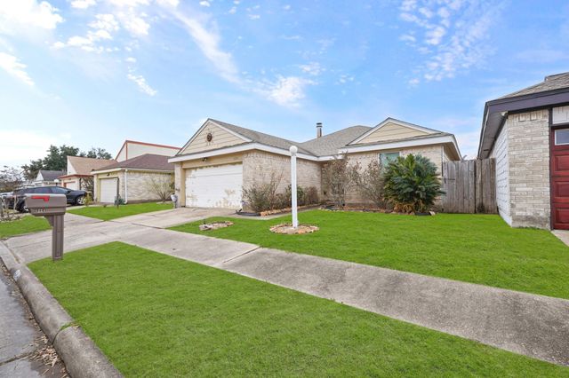 6214 Gladewell Drive, Houston, TX 77072