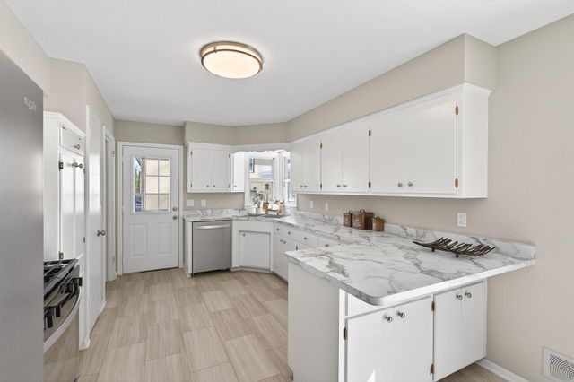 4731 W 129th Street, Savage, MN 55378