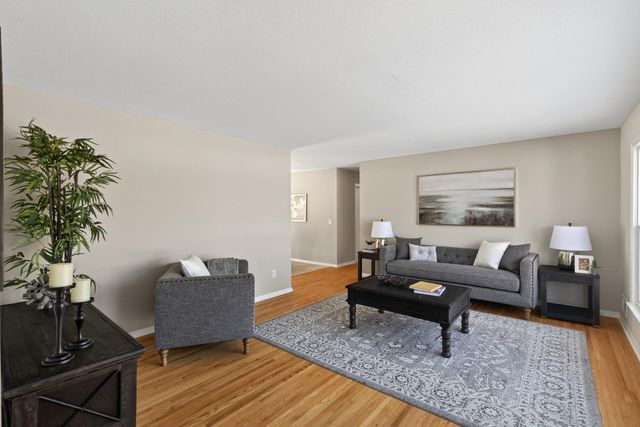 4731 W 129th Street, Savage, MN 55378