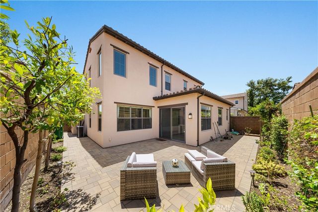 68 Henson, Irvine, CA 92620