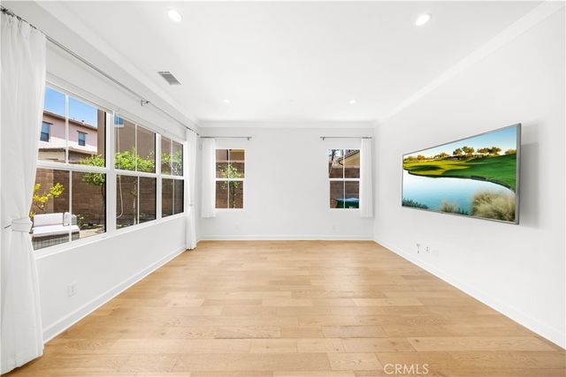68 Henson, Irvine, CA 92620