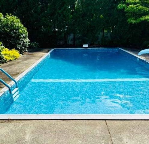 19 Harvest Ln, Hingham, MA 02043