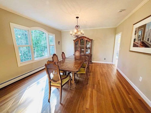 19 Harvest Ln, Hingham, MA 02043