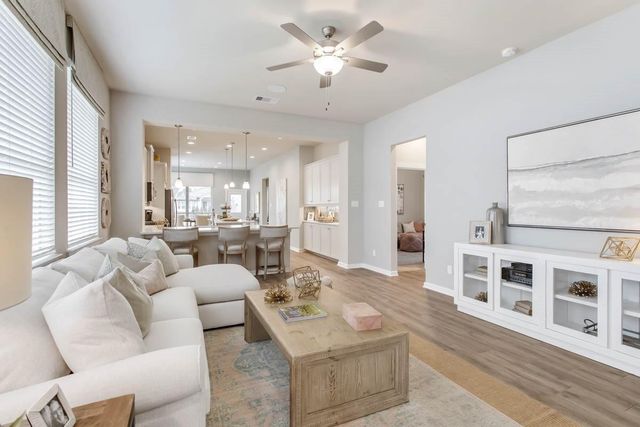 2322 Garden Arbor, Tomball, TX 77375