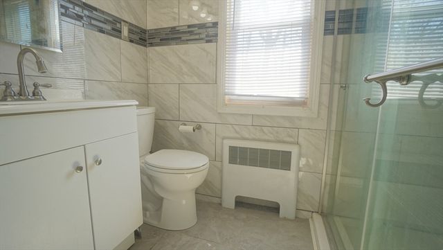 78 Mayfair Ave, Springfield, MA 01104