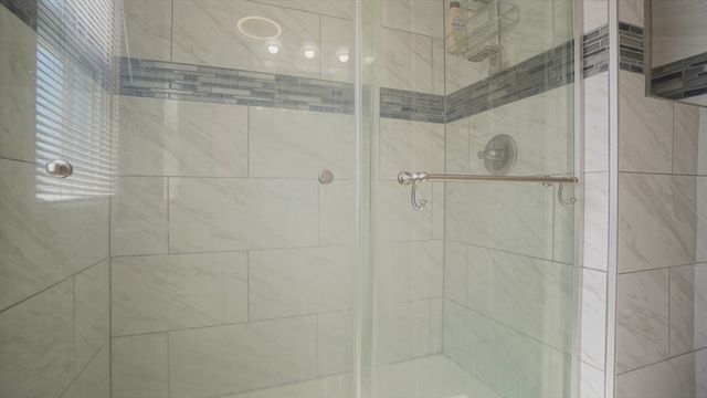 78 Mayfair Ave, Springfield, MA 01104