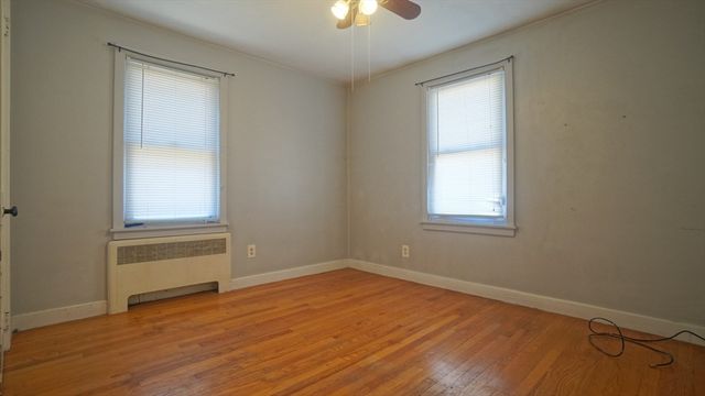 78 Mayfair Ave, Springfield, MA 01104