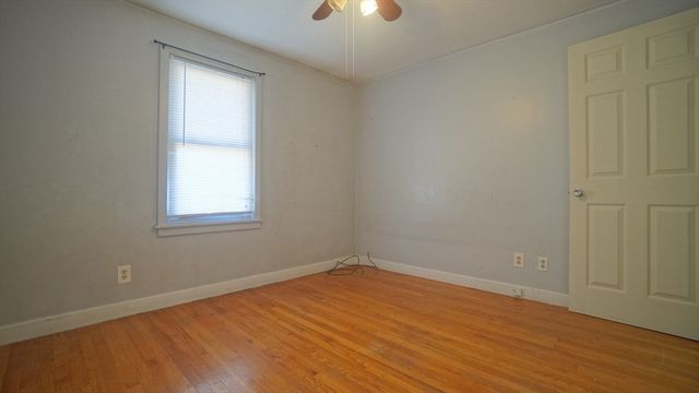 78 Mayfair Ave, Springfield, MA 01104