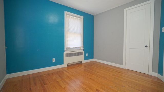 78 Mayfair Ave, Springfield, MA 01104