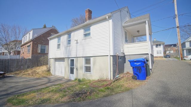 78 Mayfair Ave, Springfield, MA 01104