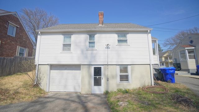 78 Mayfair Ave, Springfield, MA 01104