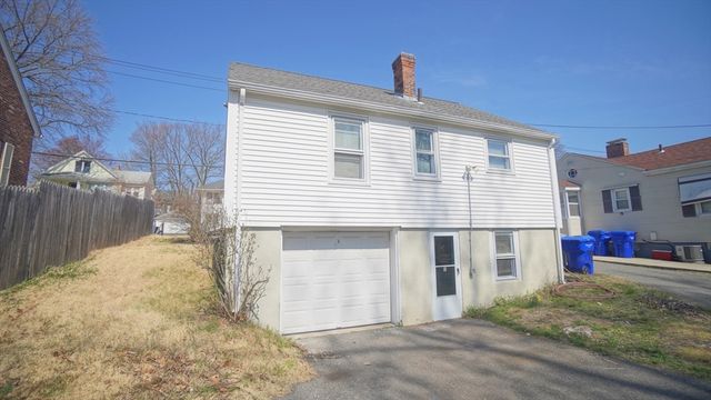 78 Mayfair Ave, Springfield, MA 01104