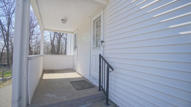 78 Mayfair Ave, Springfield, MA 01104