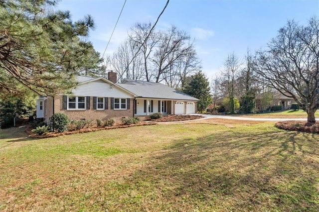 3262 Carriage Way, Marietta, GA 30062