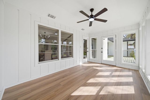 88 Rolling Hills Drive, Conroe, TX 77304