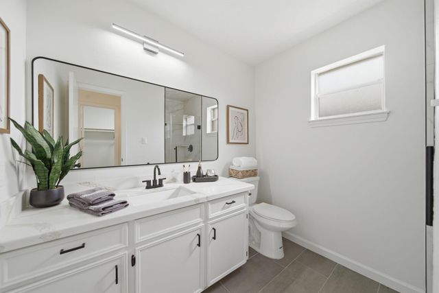 88 Rolling Hills Drive, Conroe, TX 77304