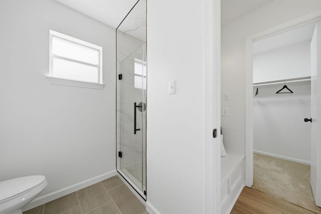 88 Rolling Hills Drive, Conroe, TX 77304