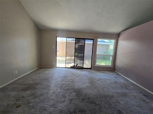 1614 Bradney Drive, Houston, TX 77077