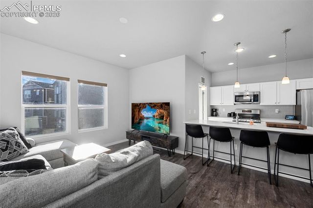 7410 Gorgeted Quail Grove, Colorado Springs, CO 80923