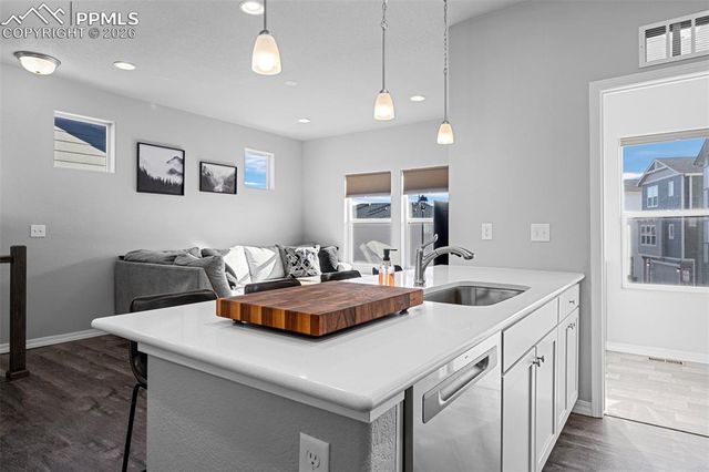 7410 Gorgeted Quail Grove, Colorado Springs, CO 80923