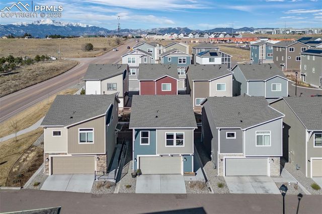 7410 Gorgeted Quail Grove, Colorado Springs, CO 80923