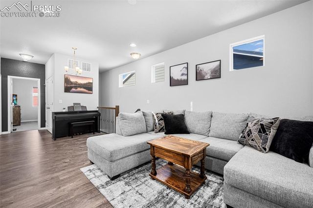 7410 Gorgeted Quail Grove, Colorado Springs, CO 80923