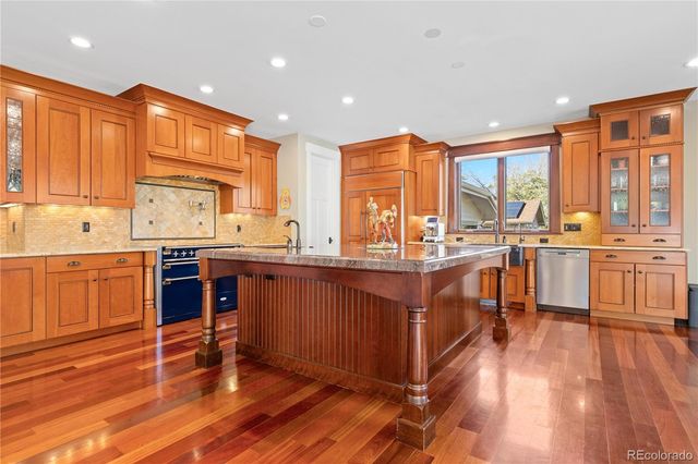 800 Grant Place, Boulder, CO 80302