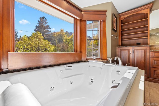 800 Grant Place, Boulder, CO 80302