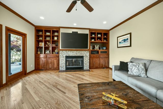 2583 Oak View Circle, Medford, OR 97504