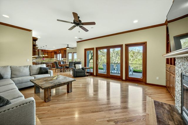 2583 Oak View Circle, Medford, OR 97504
