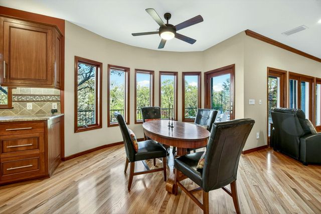 2583 Oak View Circle, Medford, OR 97504