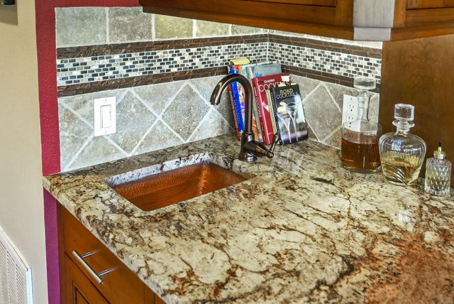 2583 Oak View Circle, Medford, OR 97504